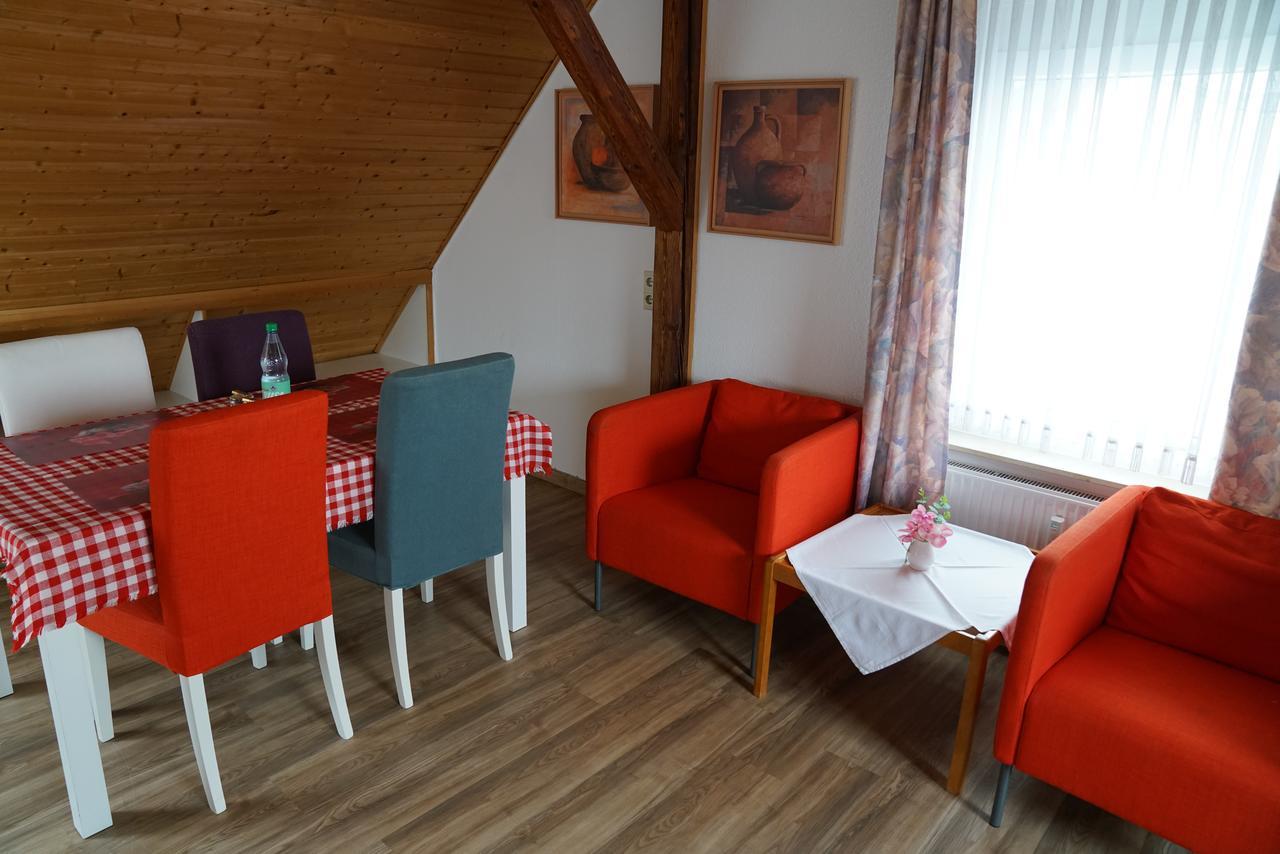 Hotel Zum Grafen Hallermunt Шпринге Екстериор снимка